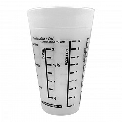 VASO MEDIDOR DE PLÁSTICO 700ML